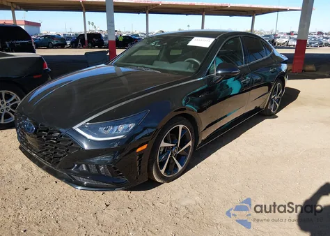 2021 Hyundai Sonata Sel Plus z USA, uszkodzony, nr VIN 5NPEJ4J28MH066038